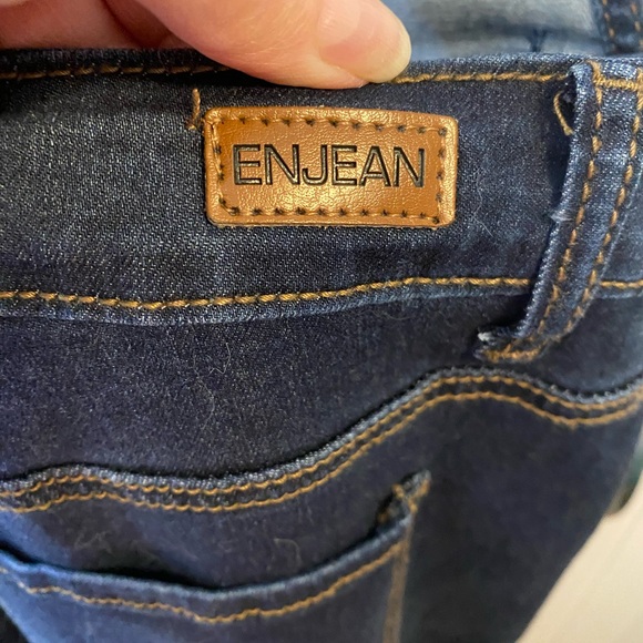 💕❤️Just like New Denim Stretch Button Up Overalls Size Large! 💕❤️ Sexy Fit! - Picture 3 of 9